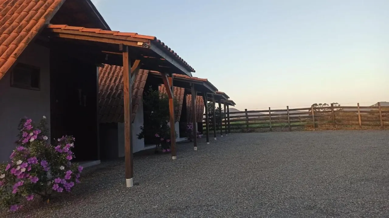 Alojamento de Turismo Selvagem Chales Da Ninah Penha